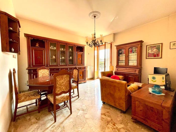Appartamento quadrilocale in vendita in Via Empoli, Legnaia San Quirico Monticelli, Firenze