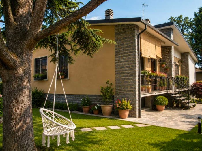 Casa con 5 locali in vendita in via Nino Bixio, Centro, Nerviano