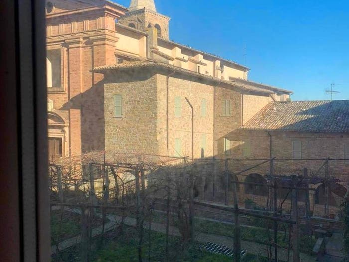 Appartamento trilocale in vendita in Piazza Cavour, Centro, Bettona