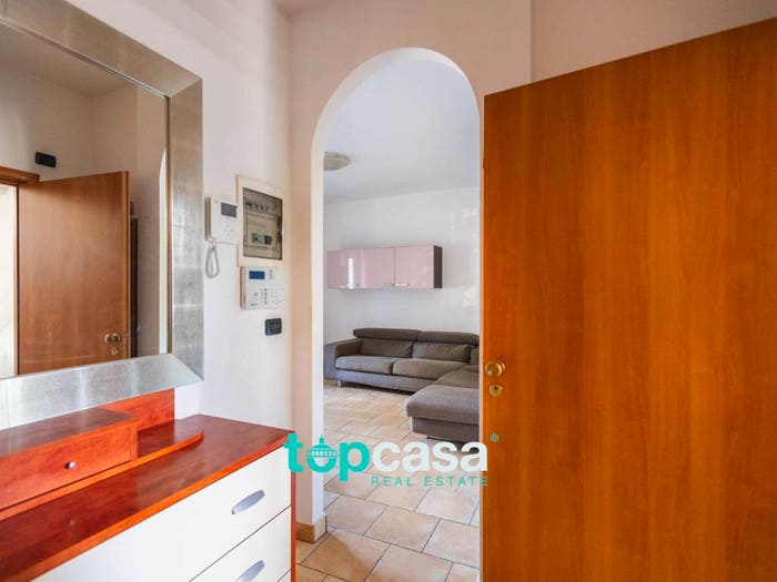 Appartamento trilocale in vendita in Piazza Fratelli Vigorelli, Sant'Anna, Busto Arsizio