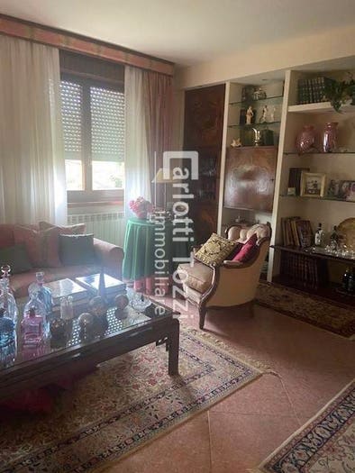 Casa con 6 locali in vendita in Via Manciano, Stazione Via Roma, Grosseto
