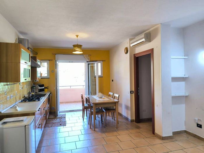 Appartamento trilocale in vendita in Via Camillo Benso di Cavour, Centro, Capoterra