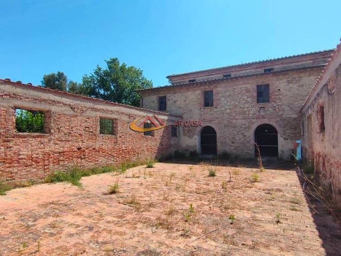 Casa con 6 locali in vendita in I Cuffi Marchetti, Castiglione del Lago