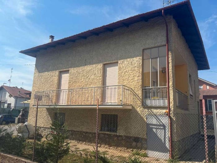 Casa quadrilocale in vendita in Via Villar, Centro, Borgo San Dalmazzo