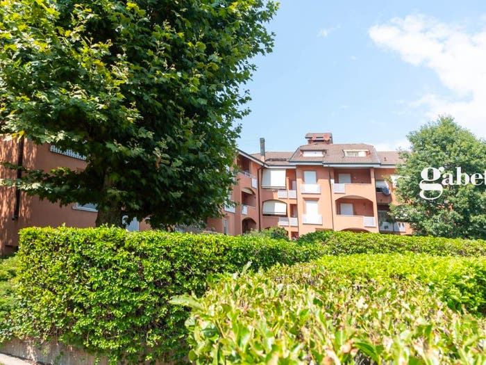 Appartamento trilocale in vendita in Via Mazzini, Robbiate