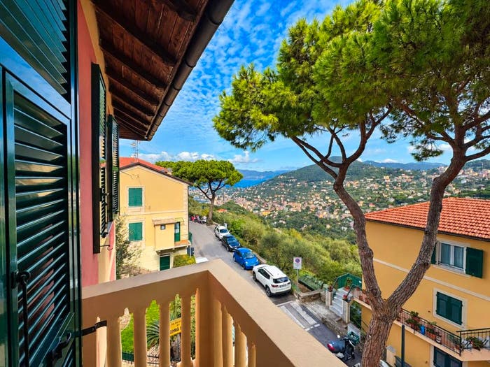 Appartamento con 6 locali in vendita in Via Franco Molfino, San Rocco, Camogli