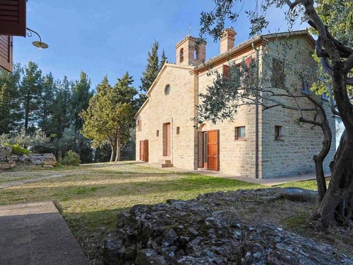 Casa con 6 locali in vendita in Via San Marco di Sopra, Cupramontana