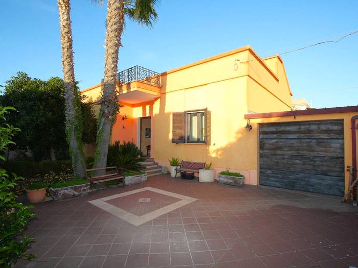 Casa quadrilocale in vendita in Via Alcide De Gasperi, Melissano