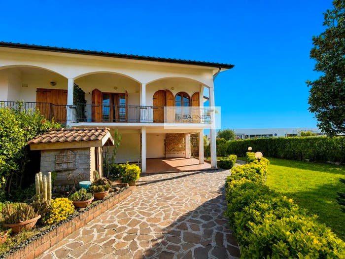 Casa con 6 locali in vendita in Via Nannoni, Pian del Quercione Montramito, Massarosa