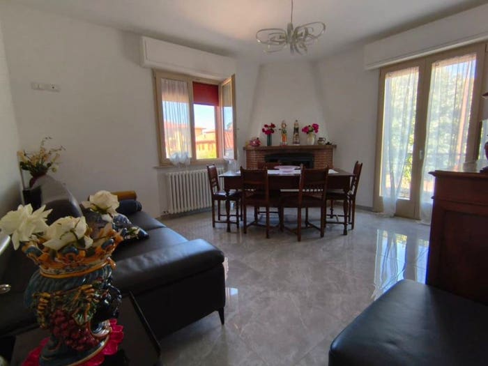 Appartamento con 5 locali in vendita in Via Lazio, Marotta, Mondolfo