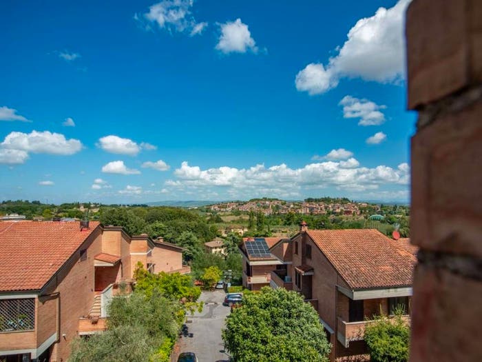 Appartamento con 6 locali in vendita in Strada di Marciano, Cappuccini, Siena