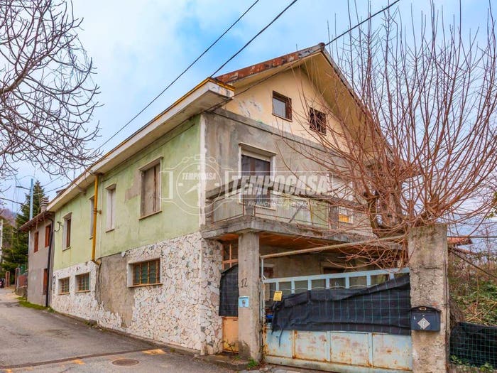 Casa quadrilocale in vendita in Via Capolo, Almese Rivera, Almese