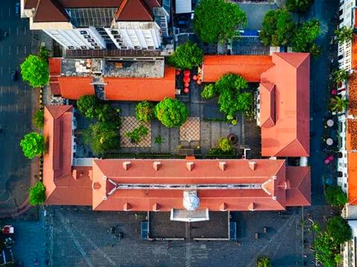 Appartamento quadrilocale in vendita in Via Sant'Orsola, Centro Storico, Modena