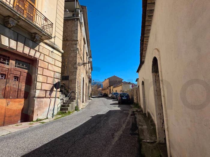 Casa con 5 locali in vendita in Corso Mario Equicola, Centro, Alvito