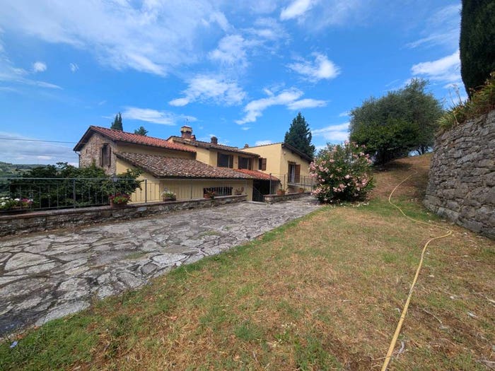 Casa con 6 locali in vendita in Via di San Romolo, Le Case San Romolo, Bagno a Ripoli
