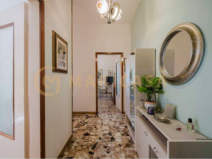 Appartamento quadrilocale in vendita in Via Emilio Po, Villaggio Giardino, Modena