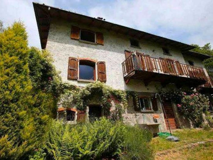 Casa con 5 locali in vendita in Strada Vicinale di Padò snc, Centro, Zone