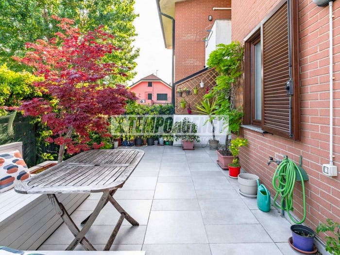 Appartamento bilocale in vendita in Via Leonardo da Vinci, Centro, Garbagnate Milanese