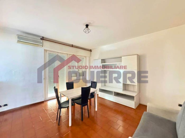 Appartamento trilocale in vendita in Albate Muggiò, Como
