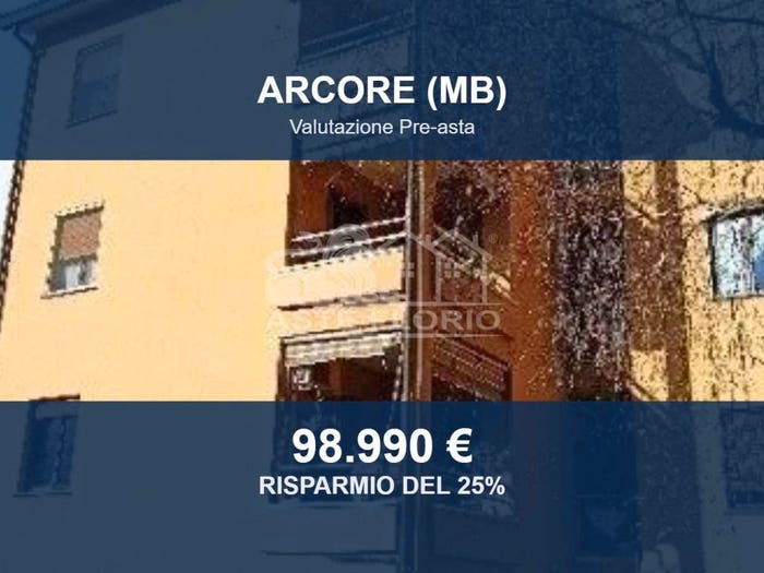 Appartamento con 5 locali in vendita in Via Calabria, Bernate La Ca', Arcore