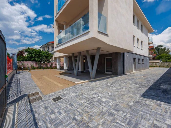 Appartamento quadrilocale in vendita in Via Piave, Centro, Ciriè