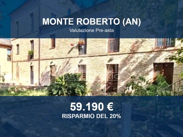 Appartamento trilocale in vendita in Via Sant'Apollinare, Zona Industriale, Monte Roberto