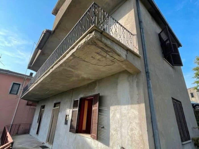 Casa quadrilocale in vendita in Via Colle Santa Maria, Centro, Ripi