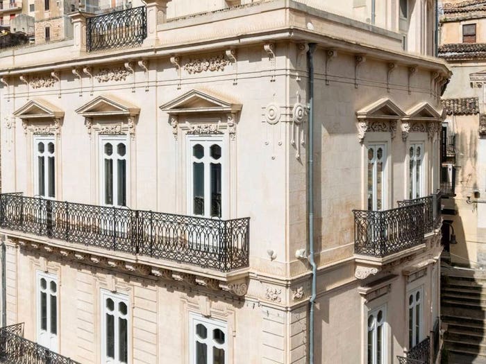 Casa con 6 locali in vendita in Via Vittorio Veneto, Modica Bassa, Modica