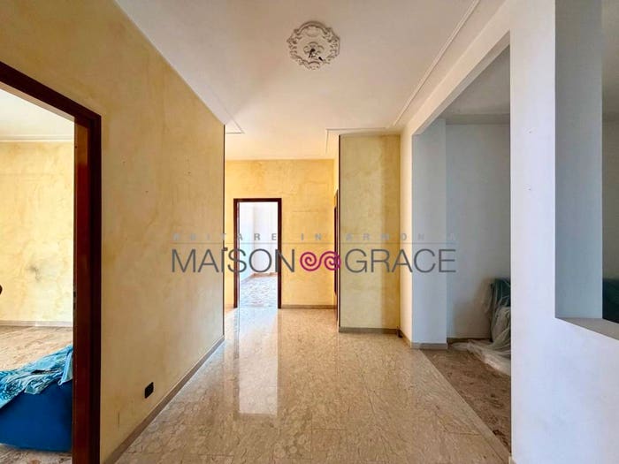 Appartamento quadrilocale in vendita in Corso Europa, Borgo Piave Corso Europa Zona Ferrero, Alba