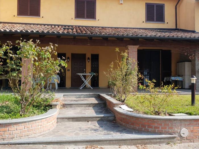 Casa in vendita in Bressana, Bressana Bottarone