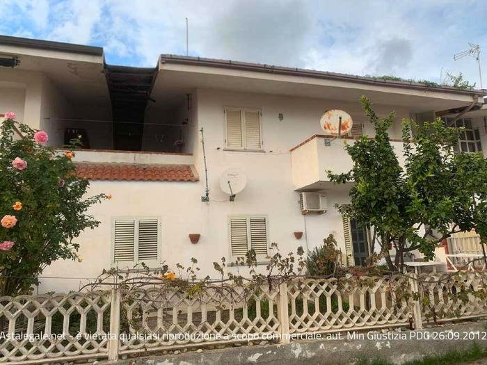 Appartamento quadrilocale in vendita in Contrada Pipedo, Centro, Riace