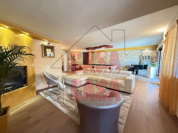 Casa con 6 locali in vendita in via roma, Centro, Albettone