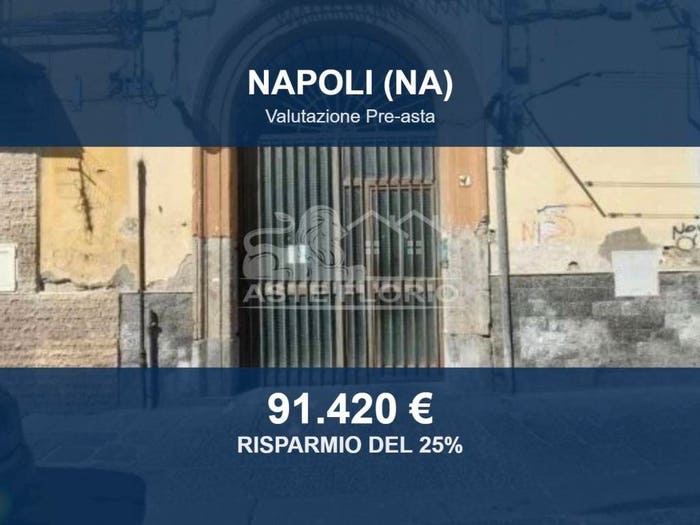 Appartamento con 5 locali in vendita in Via Veterinaria, San Carlo All'Arena Sanità, Napoli