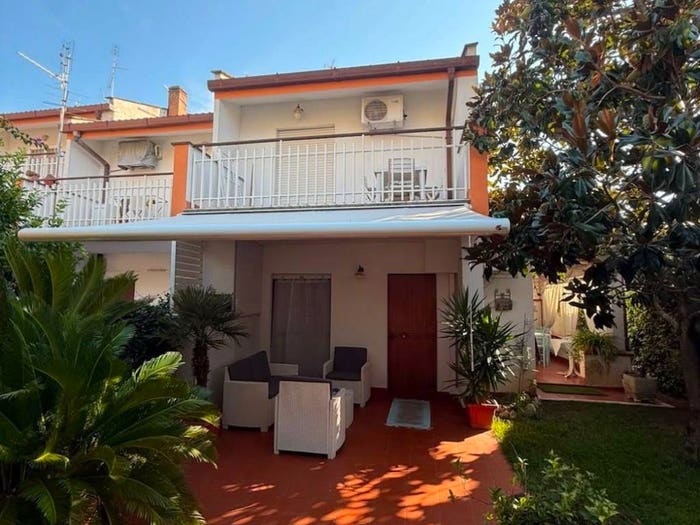 Casa bilocale in vendita in Via delle Margherite, Villaggio Giornalisti Poggio, Anzio