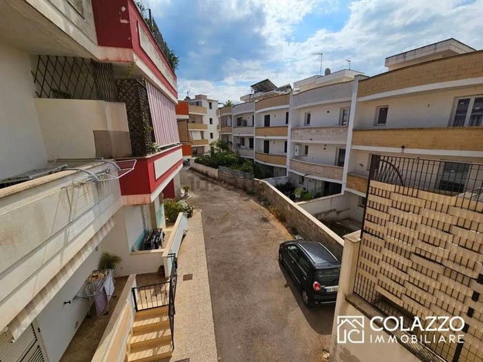 Appartamento con 5 locali in vendita in Via Cremona, Casarano
