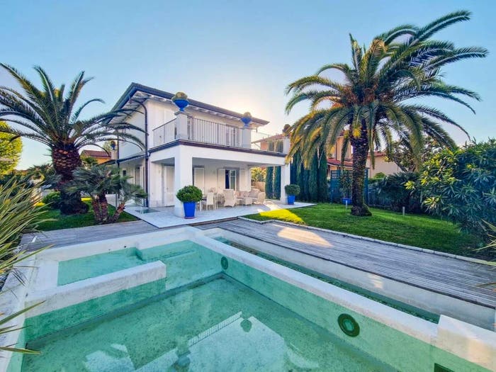 Casa con 6 locali in vendita in Via Scassicarli A, Centro, Forte dei Marmi