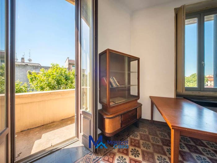 Appartamento trilocale in vendita in Via Odoardo Tabacchi, Corso San Gottardo, Milano