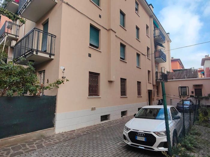 Appartamento trilocale in vendita in Via Bruno Parisio, Murri, Bologna