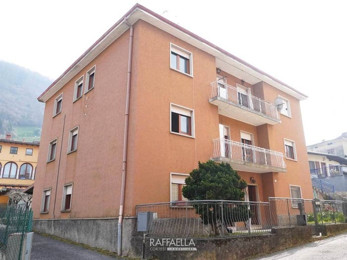 Casa con 5 locali in vendita in Via Privata, Berzo San Fermo