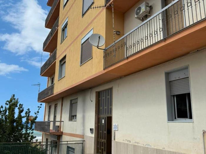 Appartamento quadrilocale in vendita in Via B Cupani, Acquedolci