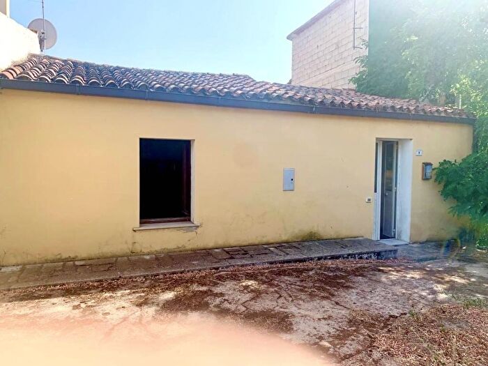 Casa trilocale in vendita in Via Carlo Goldoni, Loiri Porto San Paolo