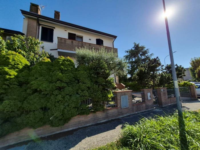 Casa con 5 locali in vendita in Vicolo Paolo Borsellino, Santa Maria Maddalena, Occhiobello