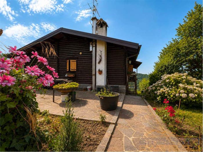 Casa quadrilocale in vendita in Via San Nicola, Colle Brianza