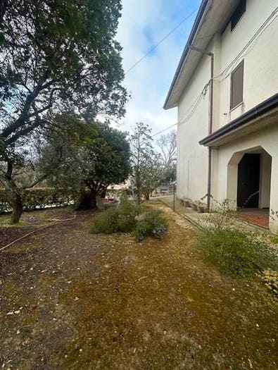 Casa con 6 locali in vendita in Strada Provinciale Cuprense, Cupra Marittima