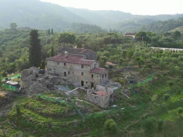 Casa con 6 locali in vendita in Buggiano
