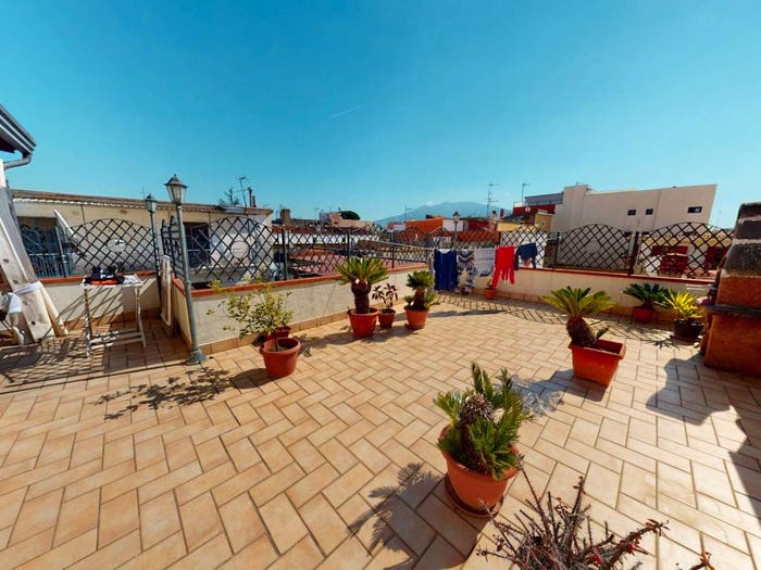 Appartamento con 5 locali in vendita in Via Guglielmo Marconi, Centro, Pomigliano d'Arco