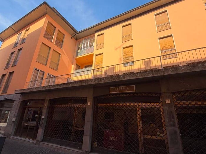Appartamento trilocale in vendita in Via Garello, Centro Storico, Voghera