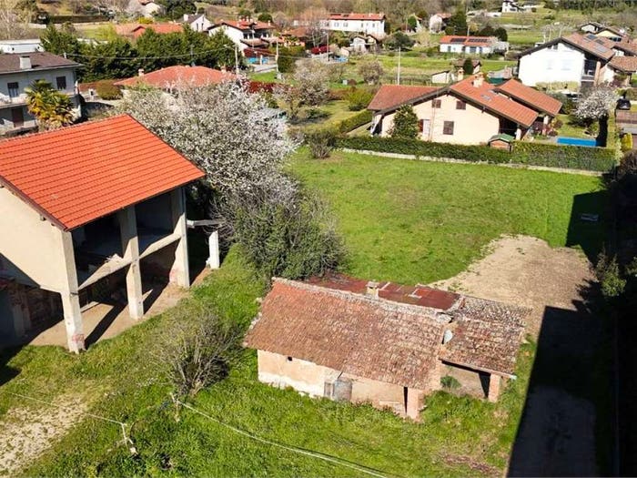 Casa con 5 locali in vendita in Per ranco, Centro, Angera