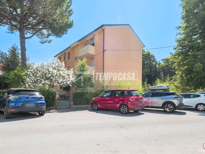 Appartamento quadrilocale in vendita in Via Francesca da Rimini, Cattolica