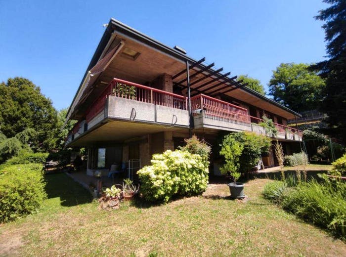 Appartamento quadrilocale in vendita in Via Belvedere, Centro, Inverigo